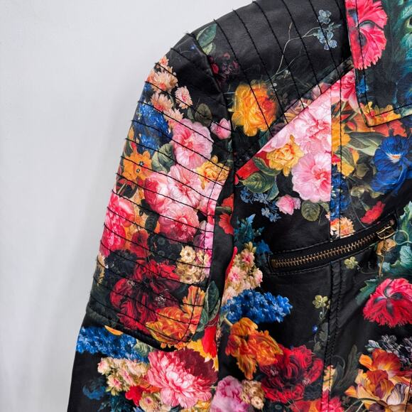 Vintage Y2K Whimsigoth A.M.I Faux Leather Moto Jacket Small Black Flower Print - Picture 6 of 11